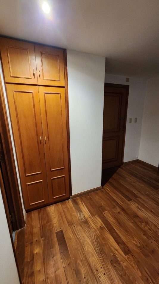 58  E/ 12 Y 13 - DEPARTAMENTO EN ALQUILER -  AMOBLADO 