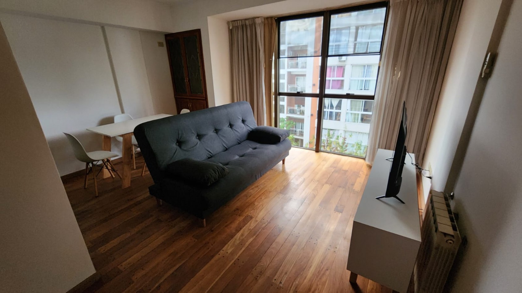 58  E/ 12 Y 13 - DEPARTAMENTO EN ALQUILER -  AMOBLADO 