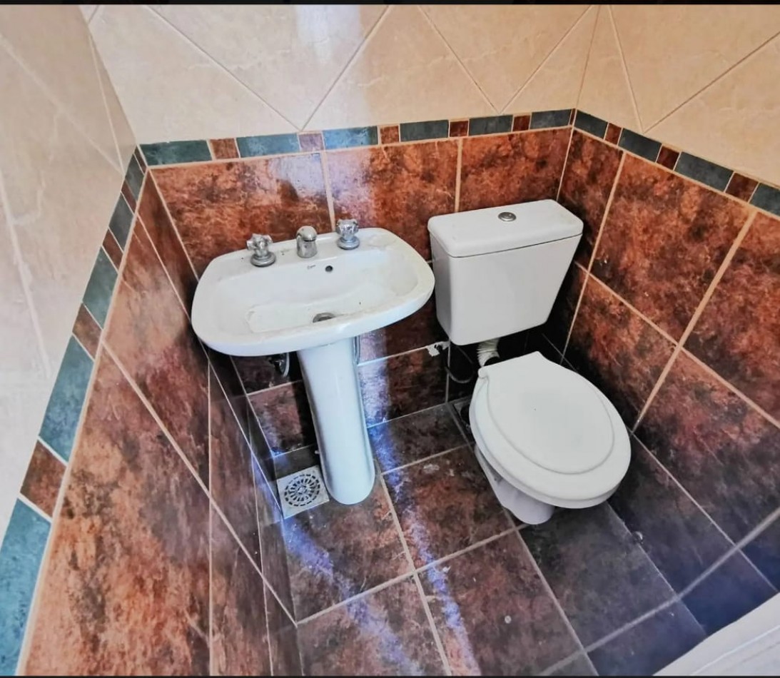 34 E/ 28 Y 29 - DEPARTAMENTO EN PLANTA ALTA - LA PLATA