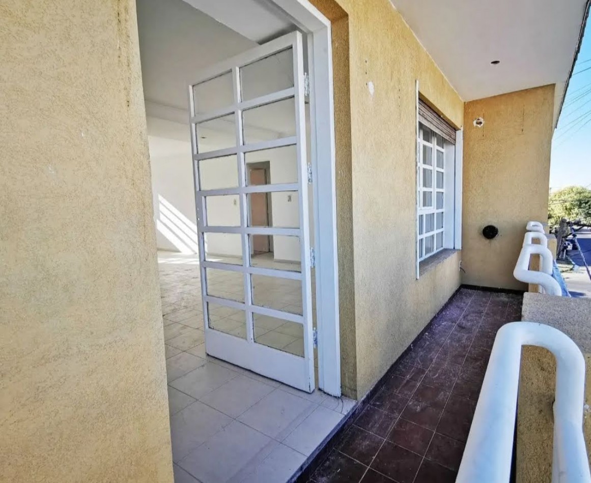 34 E/ 28 Y 29 - DEPARTAMENTO EN PLANTA ALTA - LA PLATA