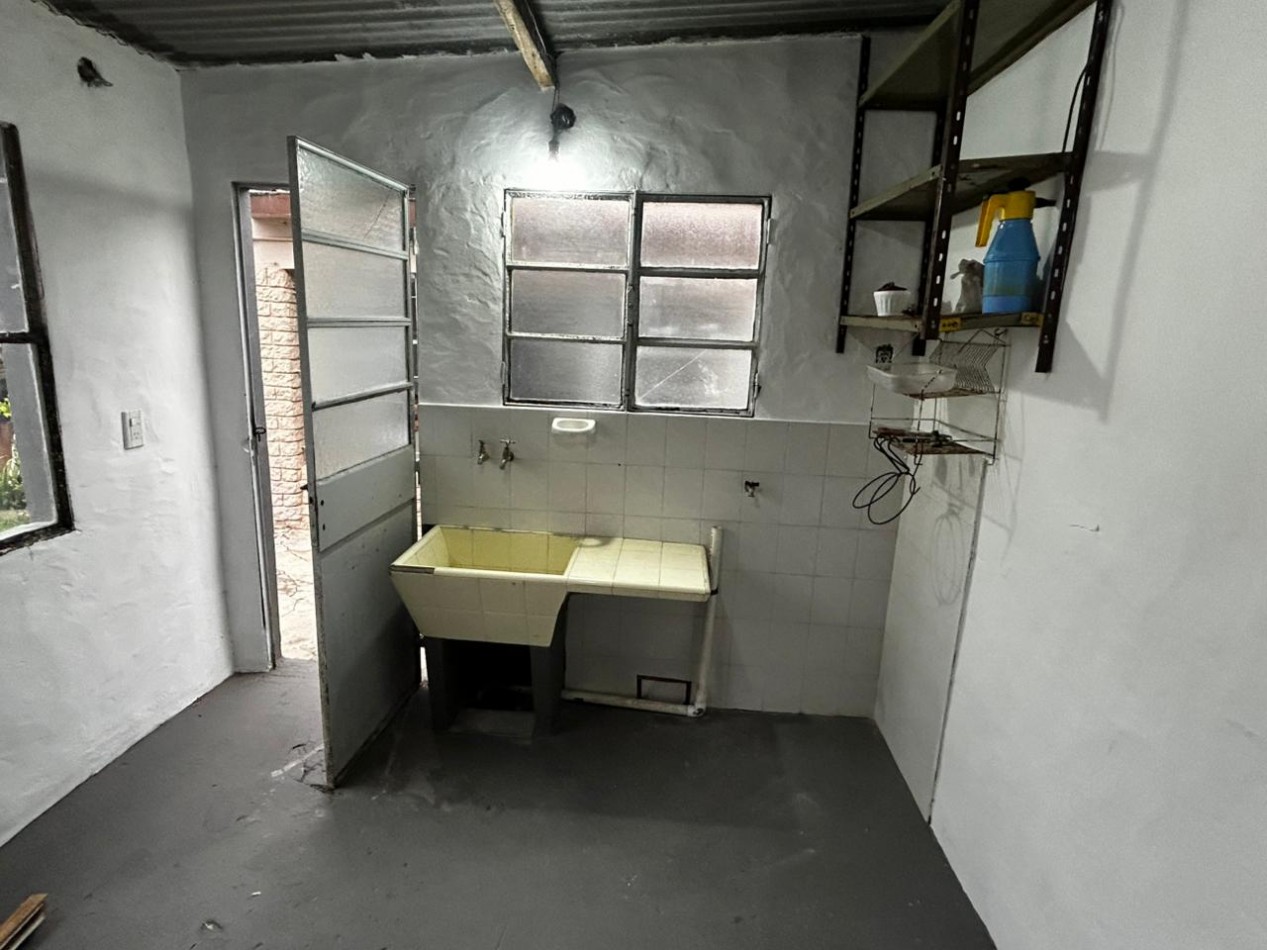 Casa en alquiler - 11 y 513 - Ringuelet - 2 Dorm - parque 