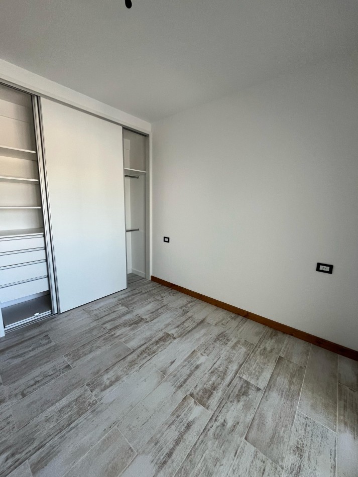 19 entre 48 y 49 - departamentos de categoria de 1 dormitorio- A estrenar 