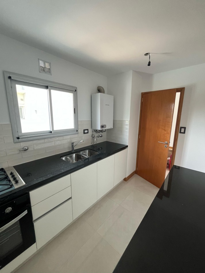 19 entre 48 y 49 - departamentos de categoria de 1 dormitorio- A estrenar 