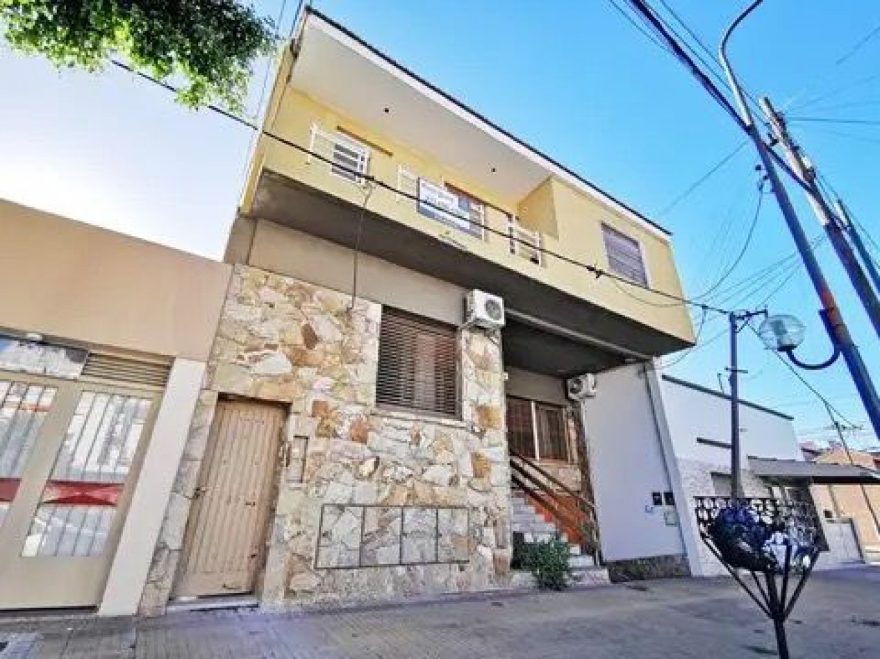 34 E/ 28 Y 29 - DEPARTAMENTO EN PLANTA ALTA - LA PLATA