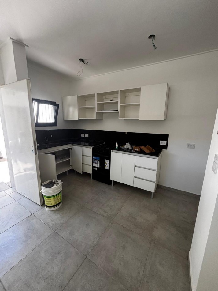 av 1 esq 37 - venta a estrenar PLANTA BAJA ENTRADA INDEPENDIENTE - 1 dorm en planta baja 
