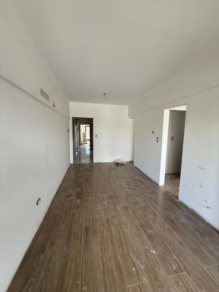 41 E/ 17 Y 18 . 1 DORMITORIOS SEMI PISO-  BARRIO NORTE - A ESTRENAR