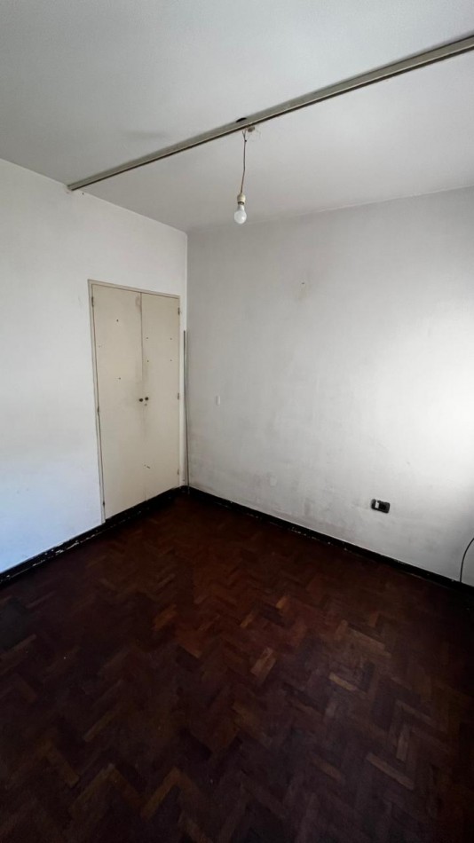 48 e/ 12 y 13 -  VENTA 1 DORM - 4 TO PISO C/FTE - ZONA TRIBUNALES